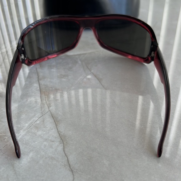 Vintage Gucci Sunglasses - Picture 5 of 10